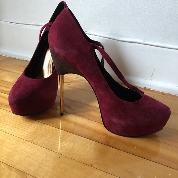 Shoes - Picture 2 of 2